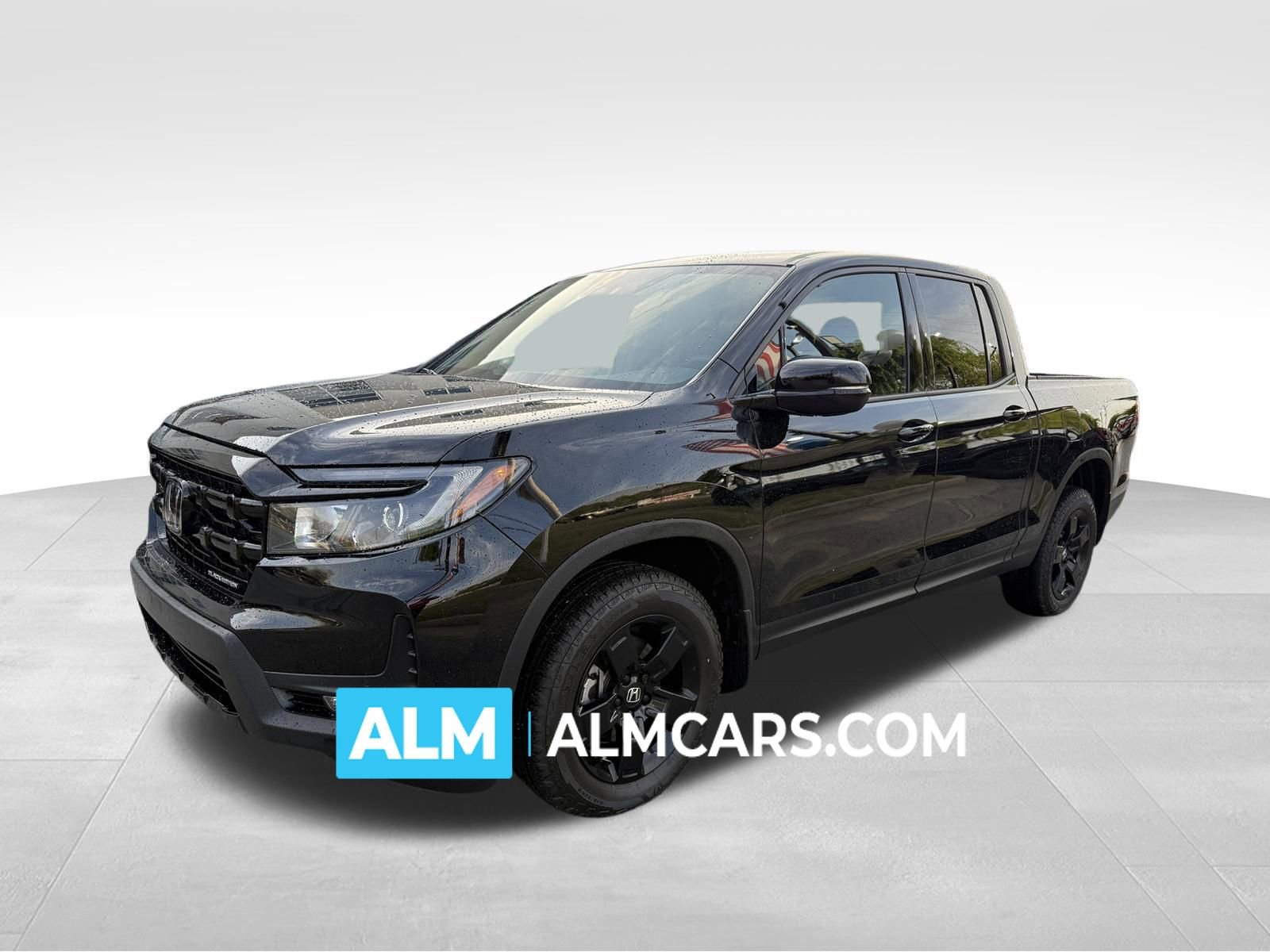 Used 2025 Honda Ridgeline Black Edition image 1