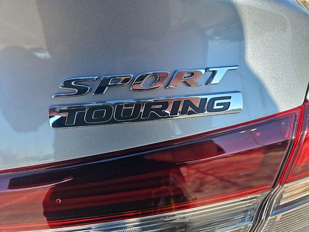 Used 2025 Honda Civic Sport image 27