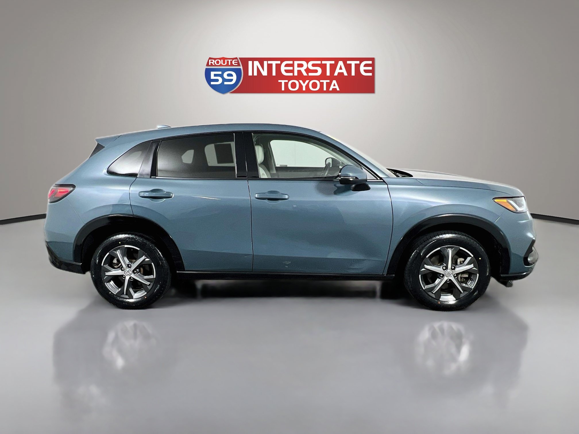 Used 2024 Honda HR-V EX-L image 8