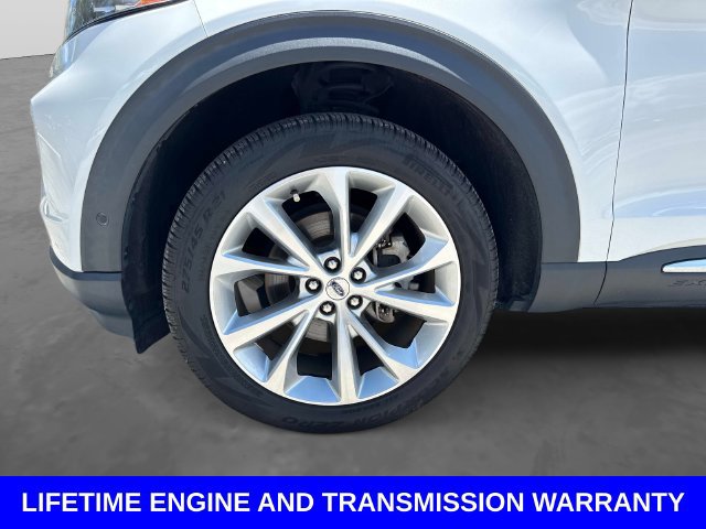 Used 2022 Ford Explorer Platinum w/ Equipment Group 601A AWD/4WD image 11