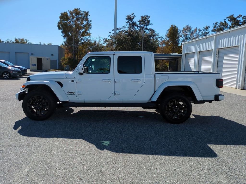 Used 2021 Jeep Gladiator Overland image 8