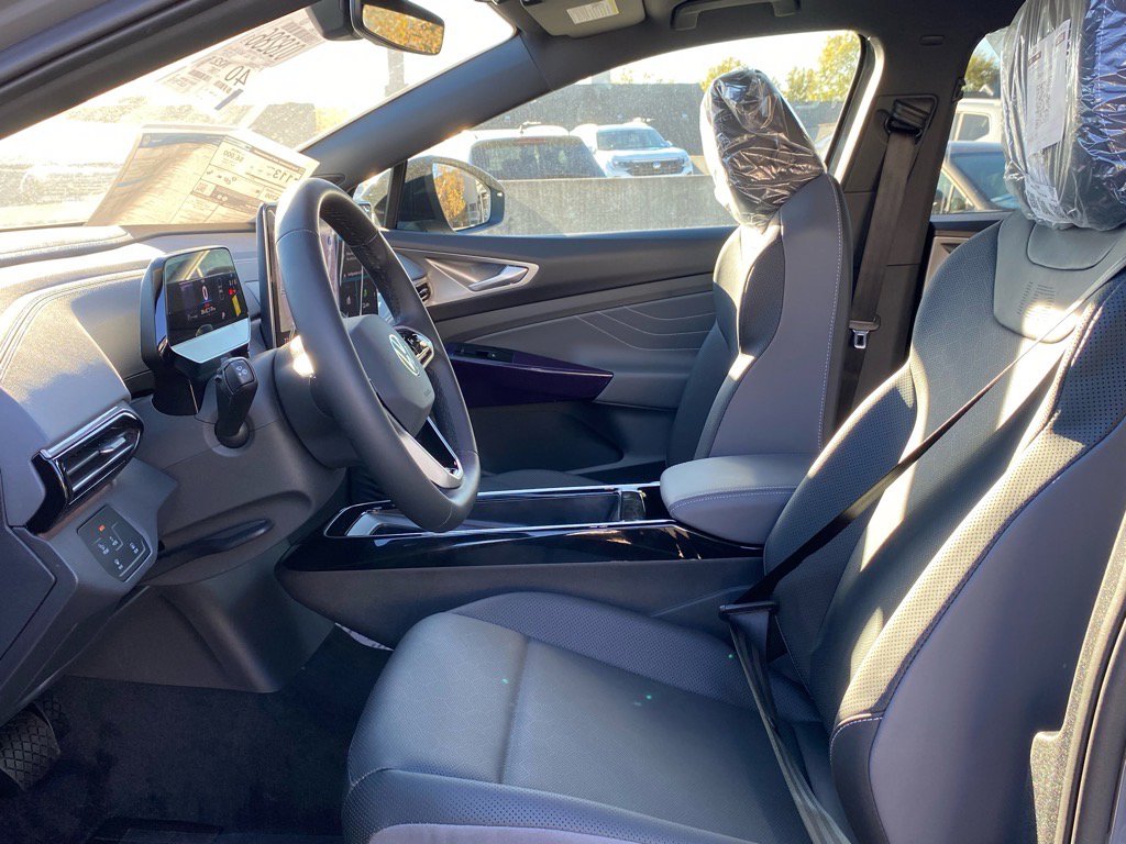 New 2025 Volkswagen ID.4 Pro S image 8