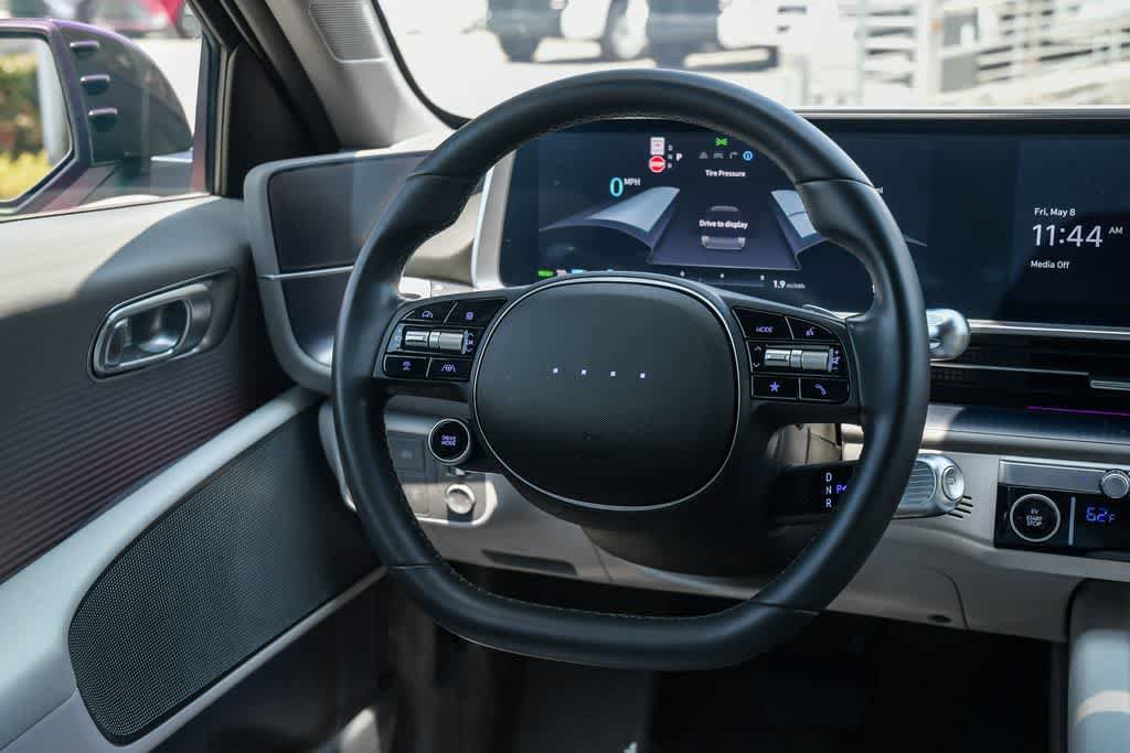 Used 2023 Hyundai Ioniq 6 Limited RWD image 11