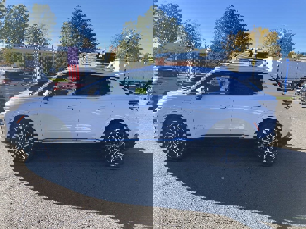 New 2026 Chevrolet Equinox EV LT w/ Convenience Package II image 4