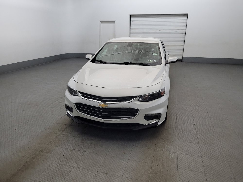 Used 2017 Chevrolet Malibu LT FWD image 15