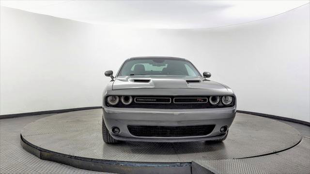 Used 2018 Dodge Challenger R/T image 12