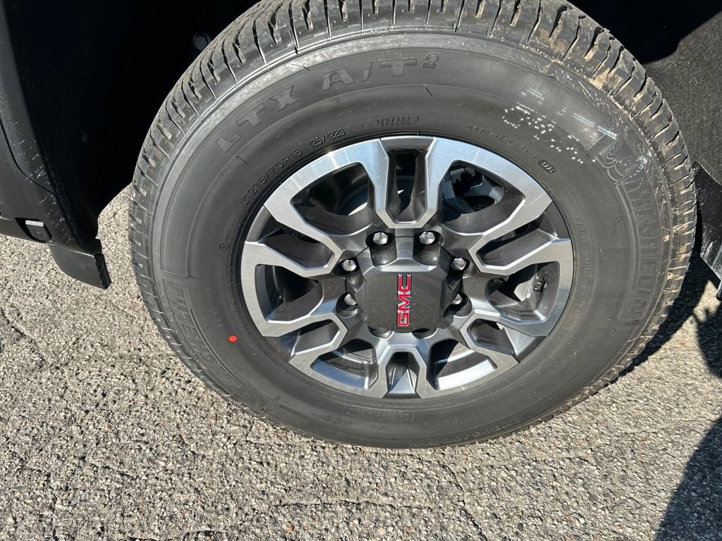 New 2026 GMC Sierra 2500 SLT w/ SLT Premium Package image 9