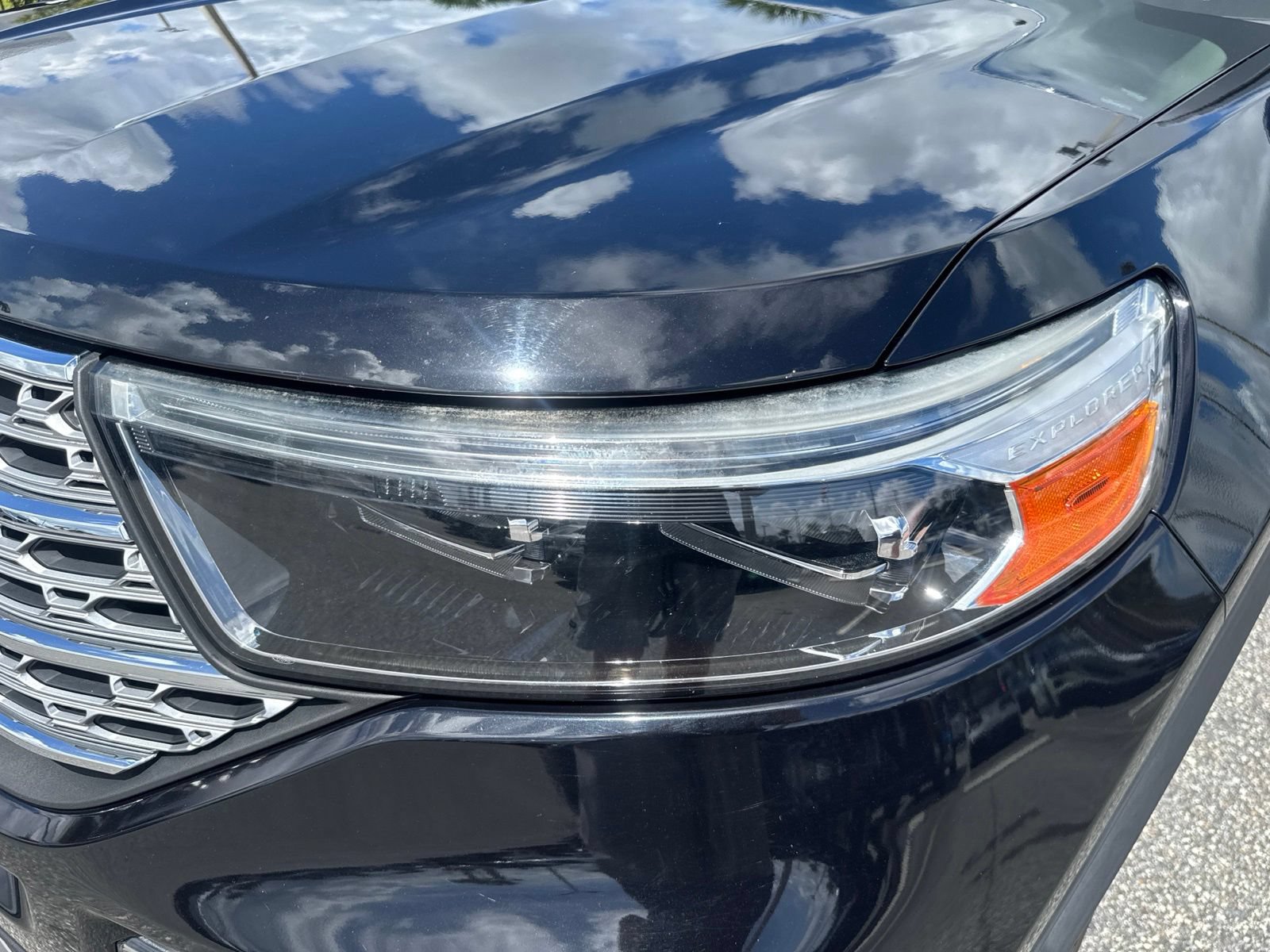 Used 2020 Ford Explorer Limited RWD image 11