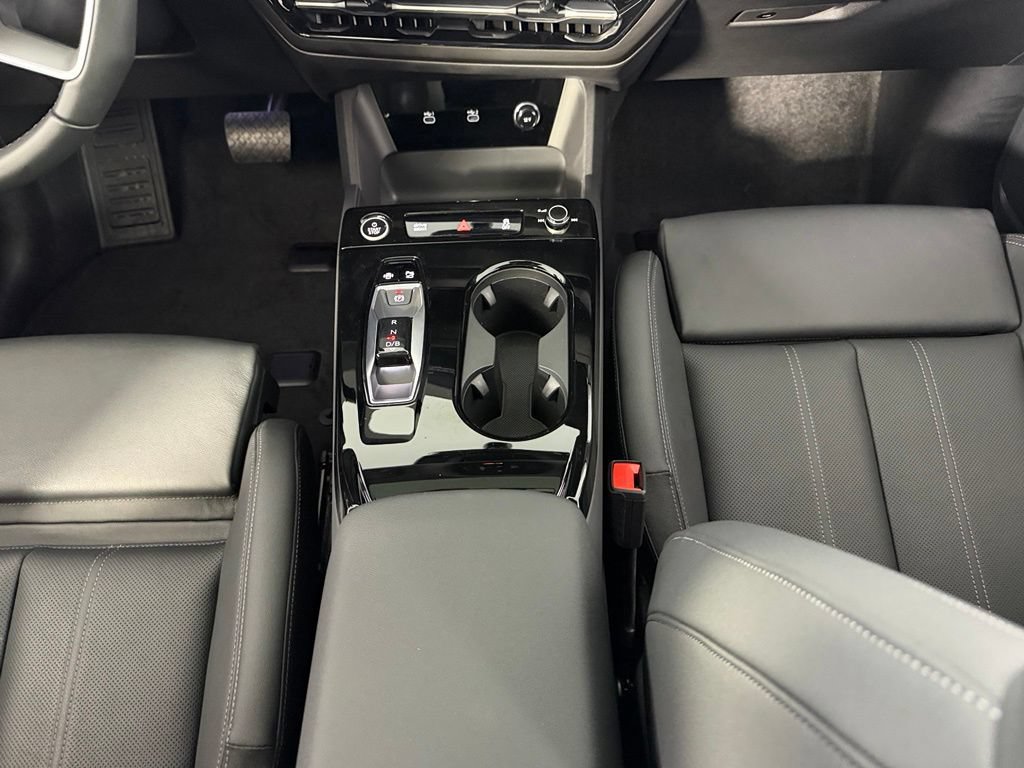 Used 2025 Audi Q6 e-tron Prestige w/ Black Warm Weather Package AWD/4WD image 17