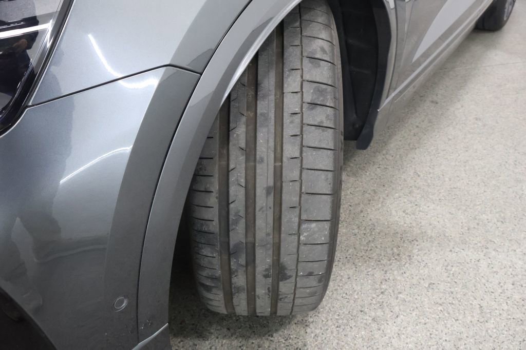 Used 2025 Audi SQ8 Prestige w/ Prestige Package image 4