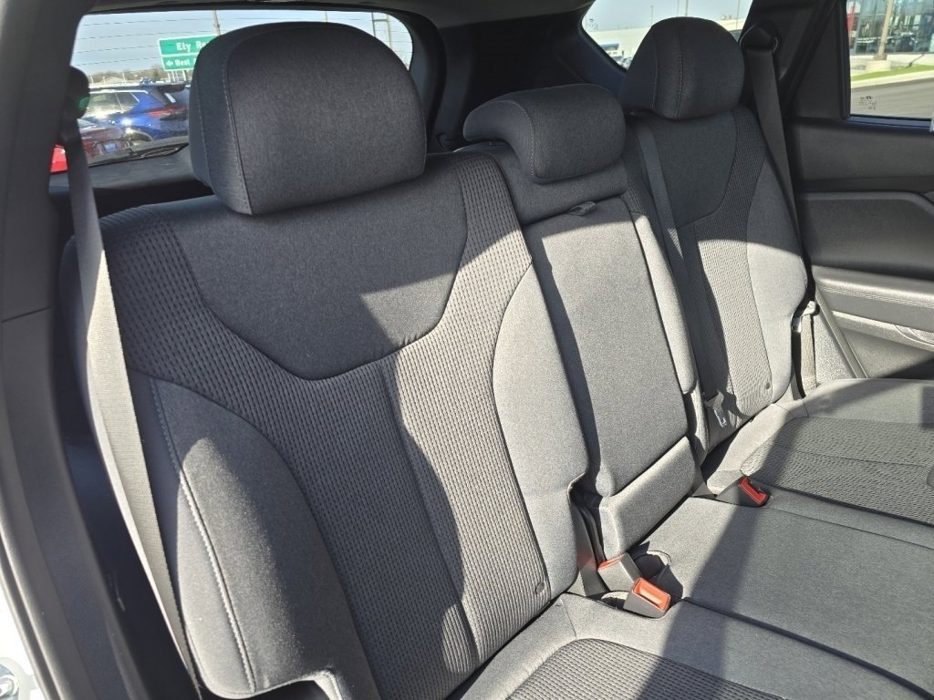 Used 2021 Hyundai Santa Fe SEL w/ Convenience Package image 17