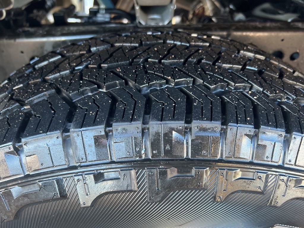 Certified 2024 Nissan Frontier PRO-4X w/ Technology Package image 40