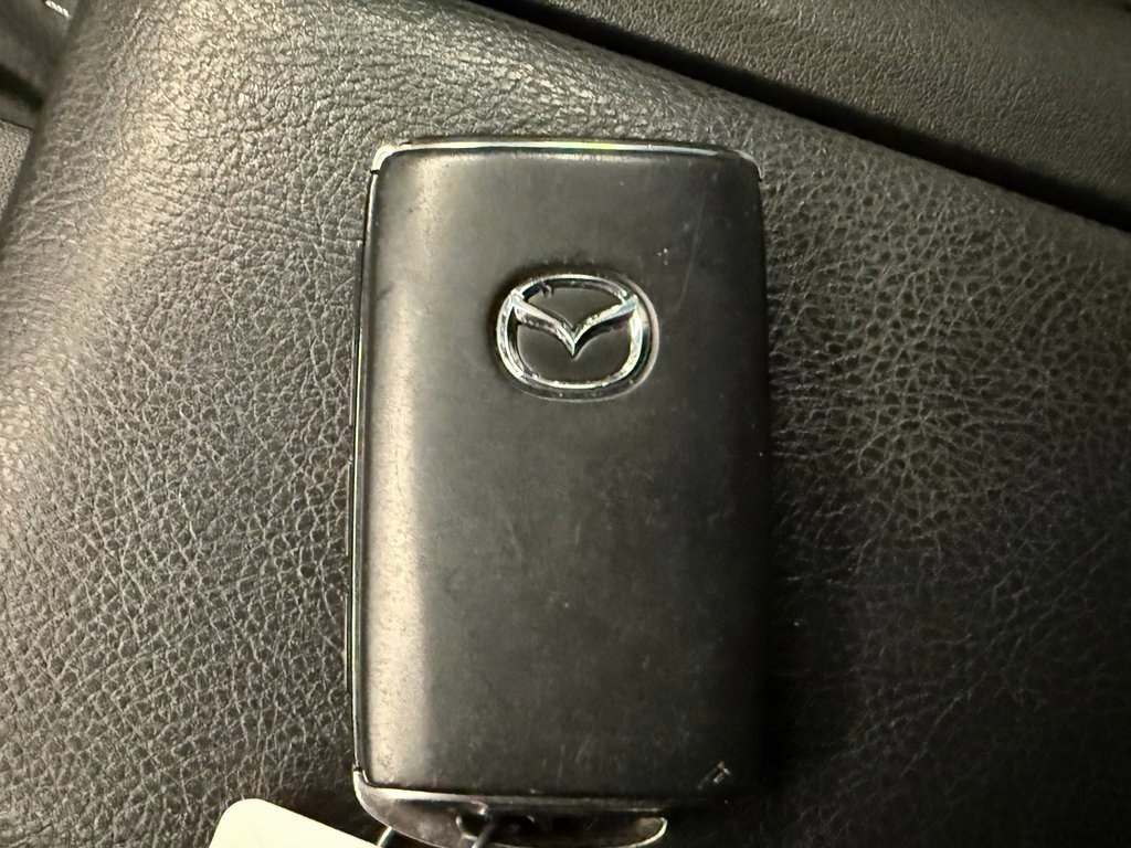 Used 2021 MAZDA MX-5 Miata RF Grand Touring image 15