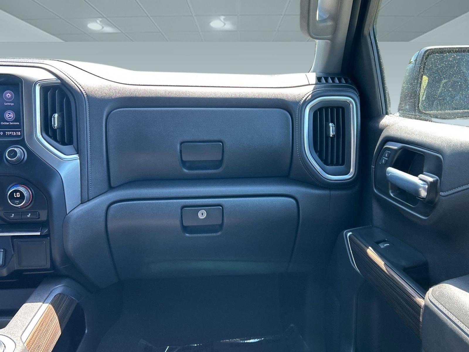 Used 2021 Chevrolet Silverado 1500 LT Trail Boss w/ Bed Protection Package AWD/4WD image 28