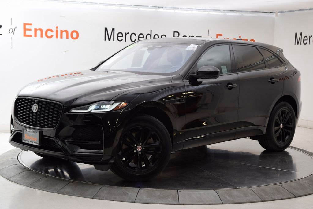 Used 2021 Jaguar F-PACE S image 2