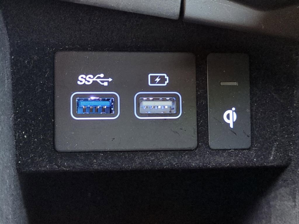 Used 2024 Genesis GV70 3.5T Sport w/ Sport Prestige Package image 27