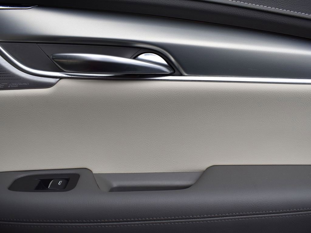 Certified 2022 Cadillac XT5 Premium Luxury w/ Technology Package image 30