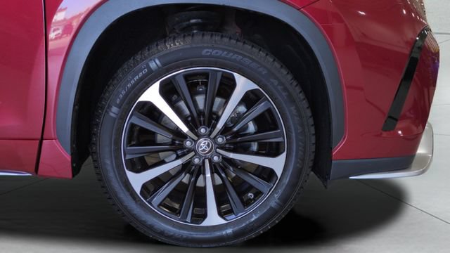 Used 2021 Toyota Highlander XSE AWD/4WD image 24