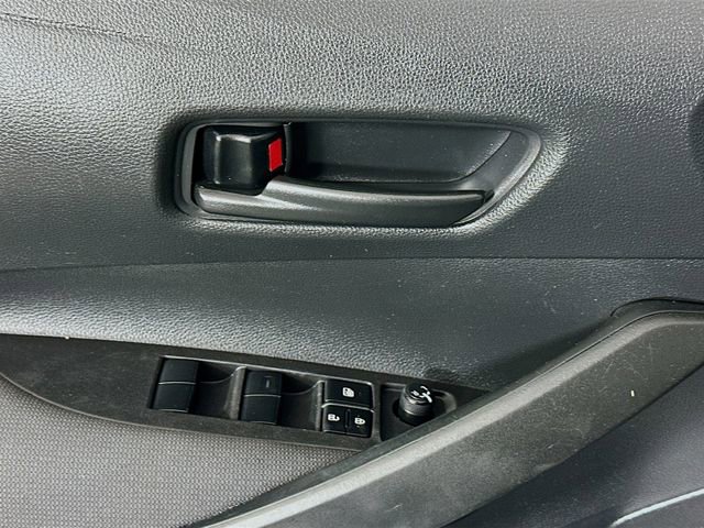 Used 2022 Toyota Corolla LE image 18
