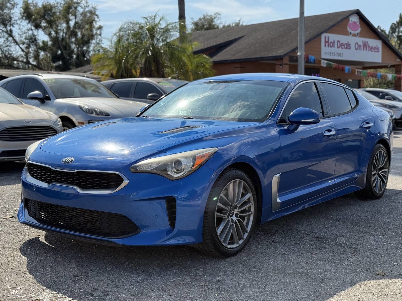 Used 2018 Kia Stinger image 2