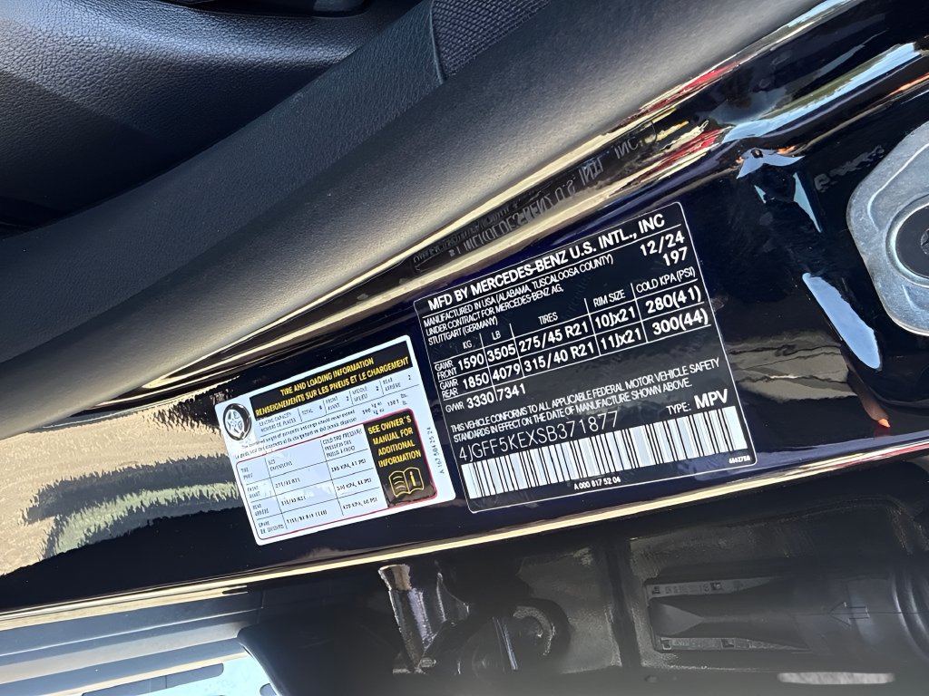 Used 2025 Mercedes-Benz GLS 450 4MATIC image 29