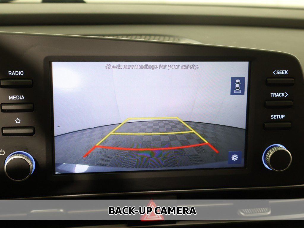 Used 2021 Hyundai Elantra SE image 5