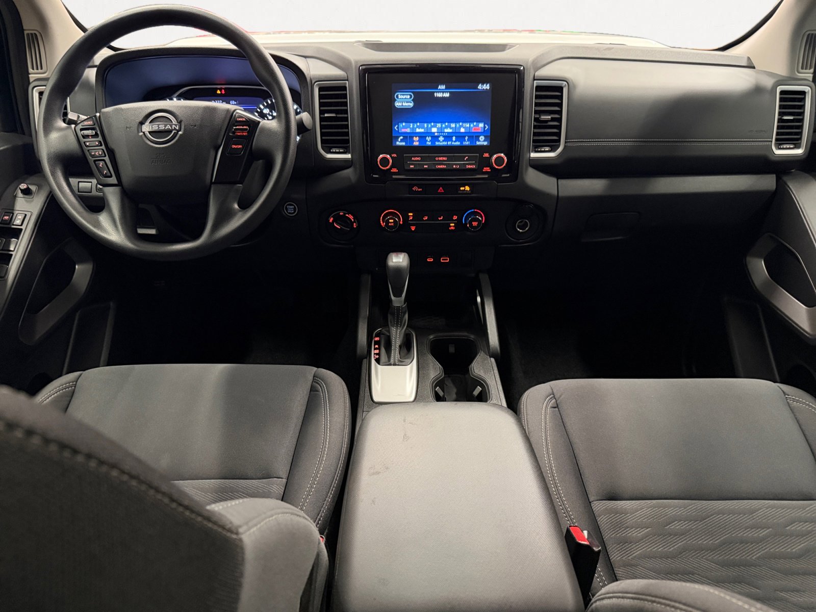 Used 2023 Nissan Frontier SV AWD/4WD image 3