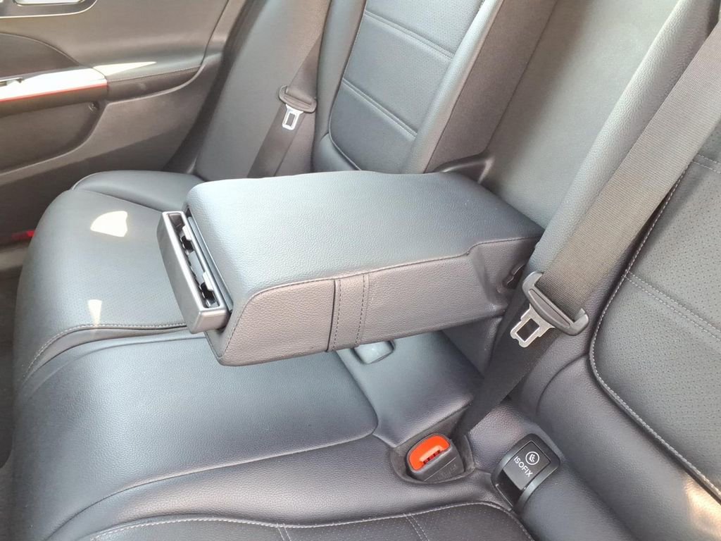 Used 2022 Mercedes-Benz C 300 C 300 image 17