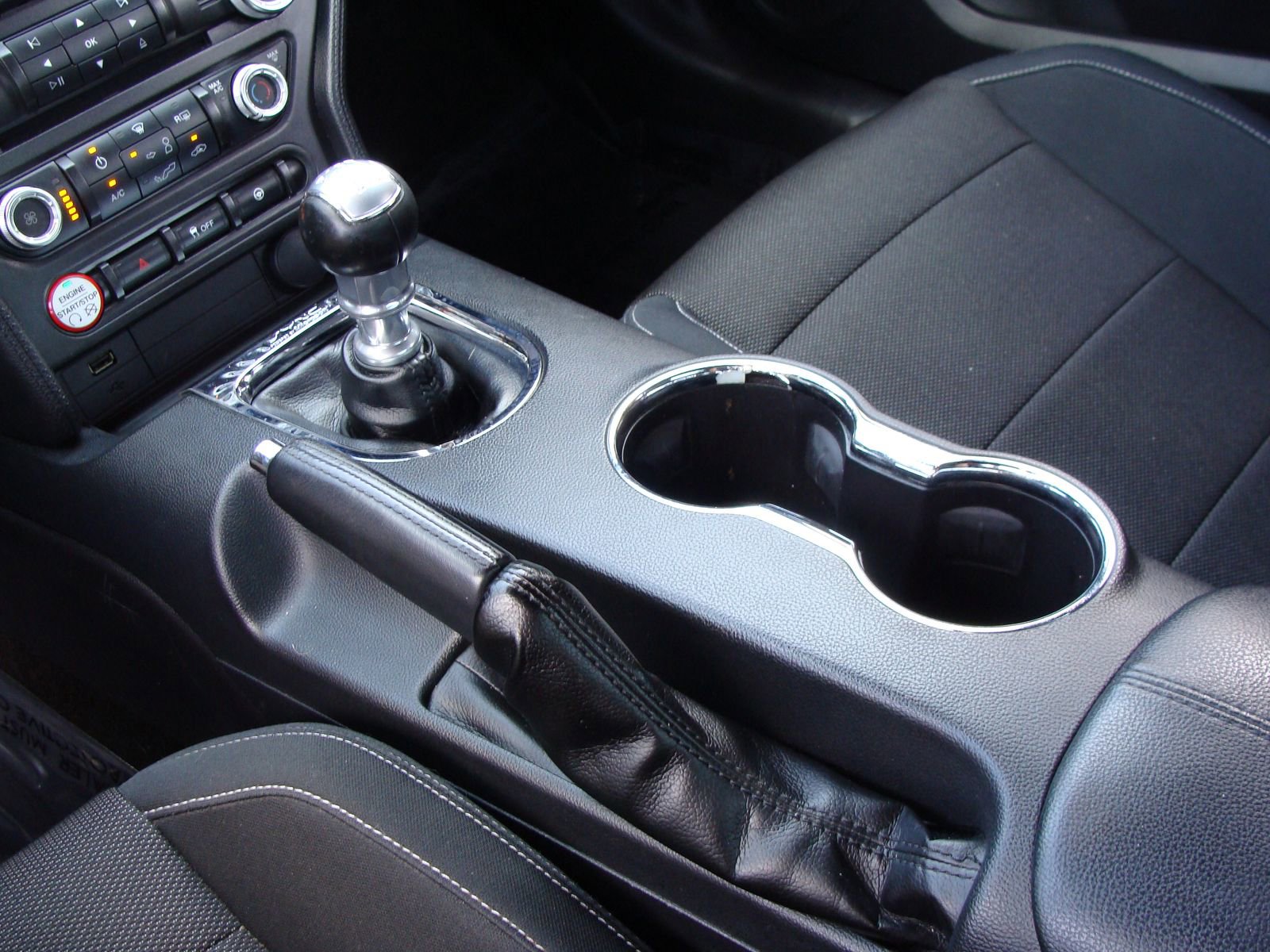 Used 2015 Ford Mustang Coupe image 15