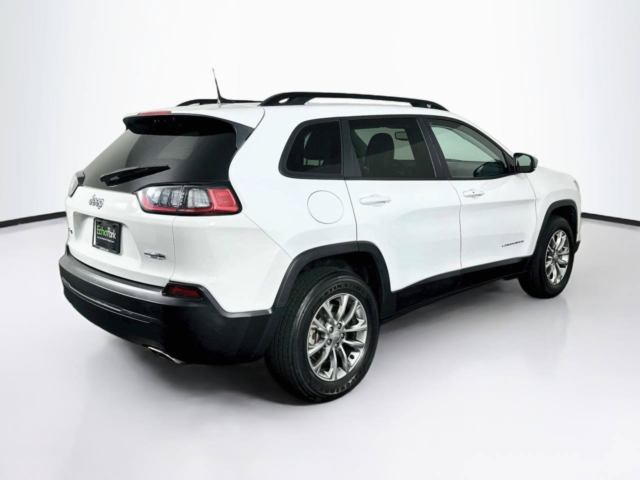 Used 2022 Jeep Cherokee Latitude Lux AWD/4WD image 9