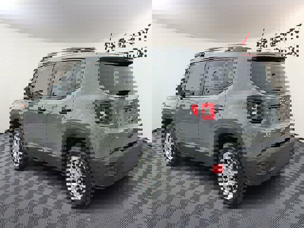 Used 2020 Jeep Renegade Sport w/ Sport Appearance Group image 6