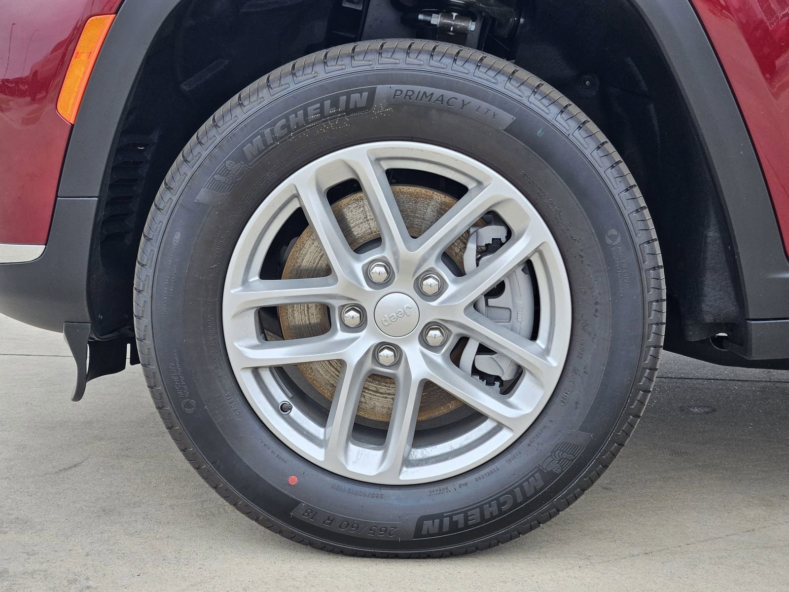 New 2025 Jeep Grand Cherokee L Laredo image 12