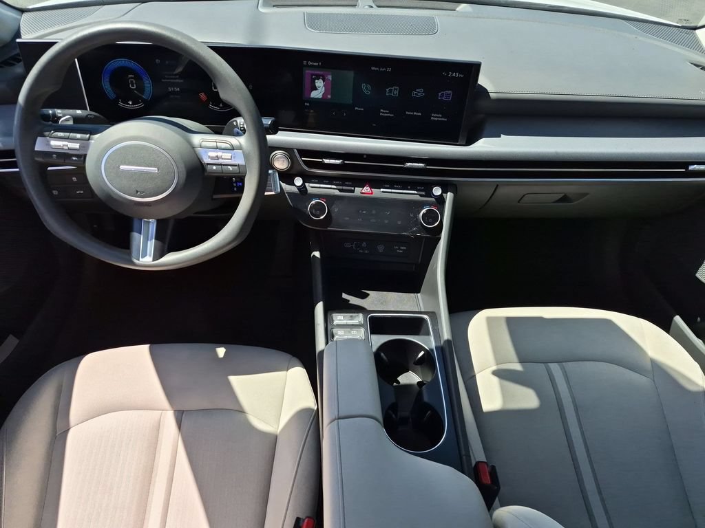 Used 2025 Hyundai Sonata SEL FWD image 26