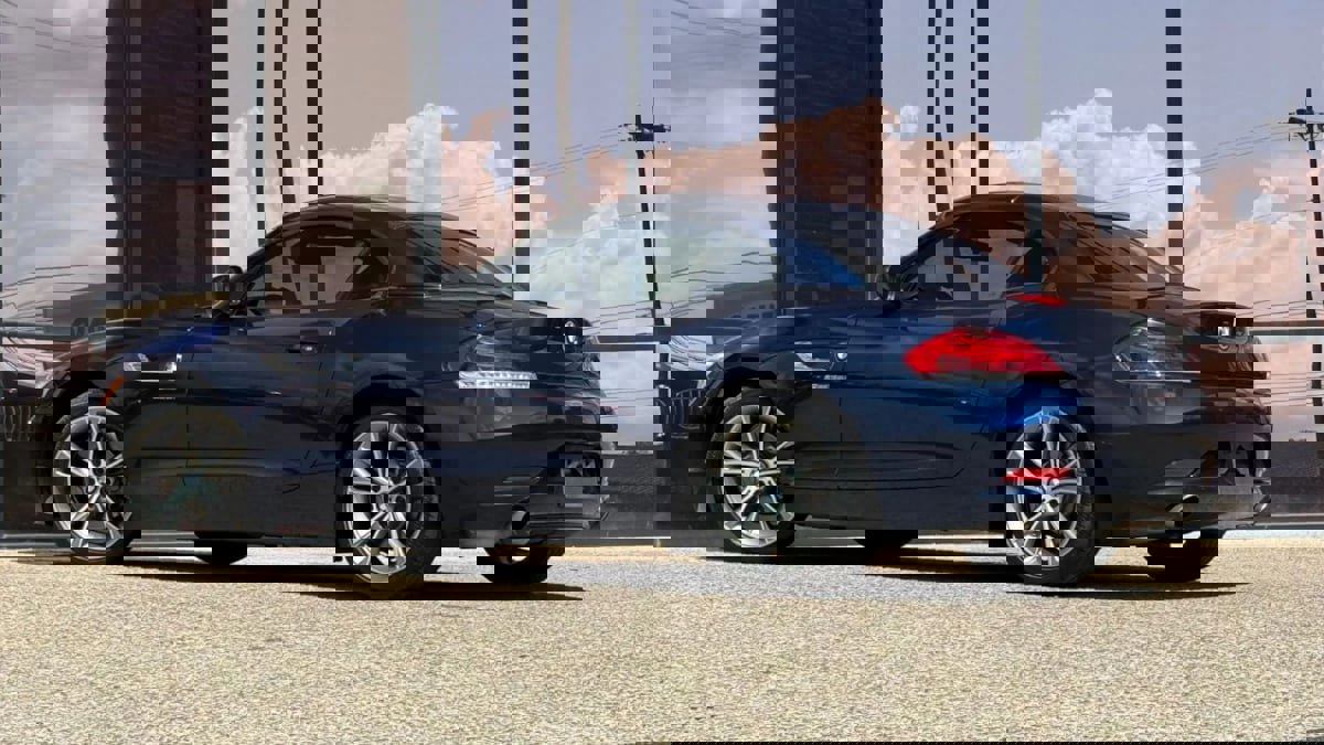 Used 2014 BMW Z4 sDrive35i RWD image 11