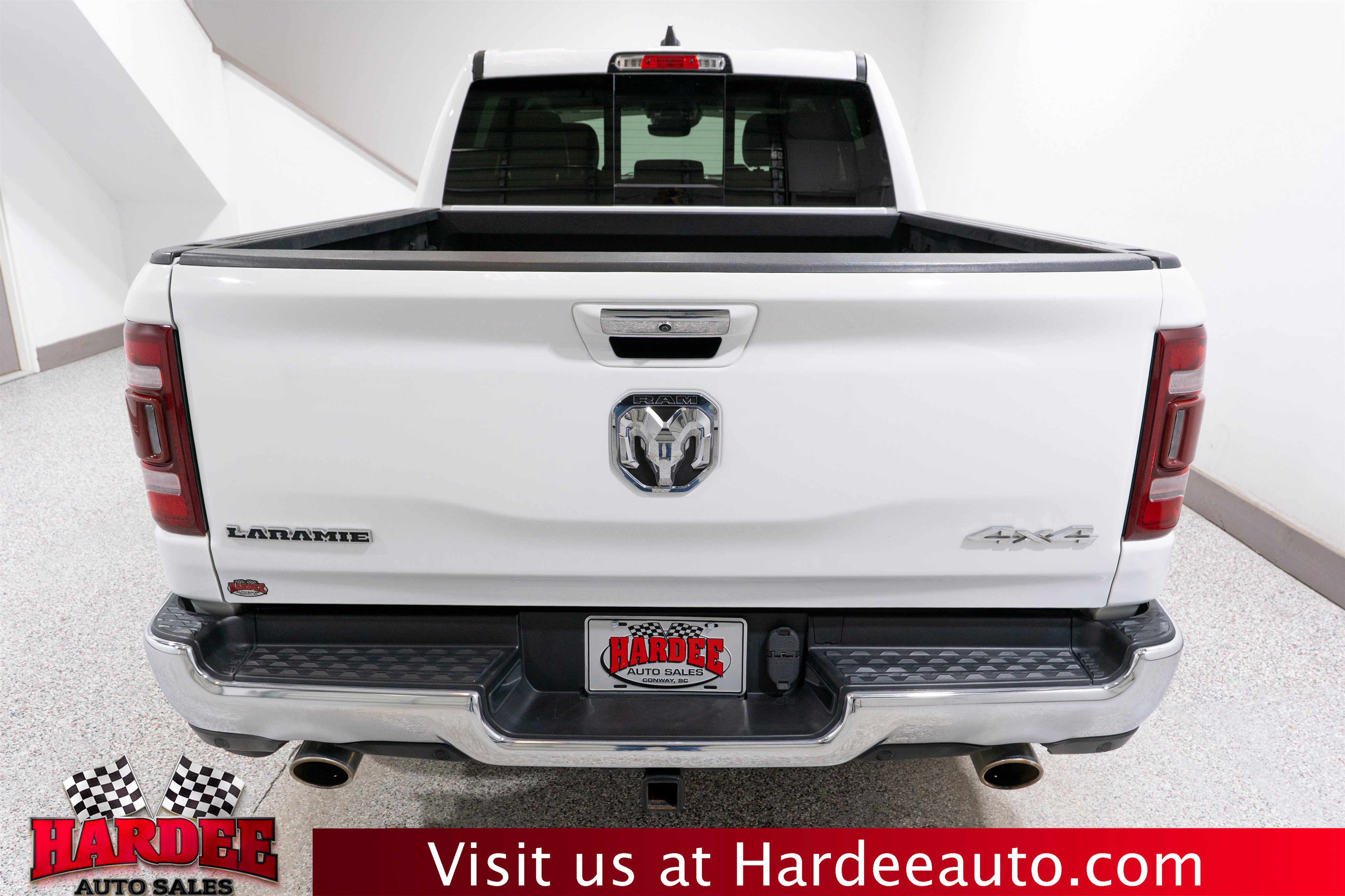 Used 2022 RAM 1500 Laramie AWD/4WD image 4