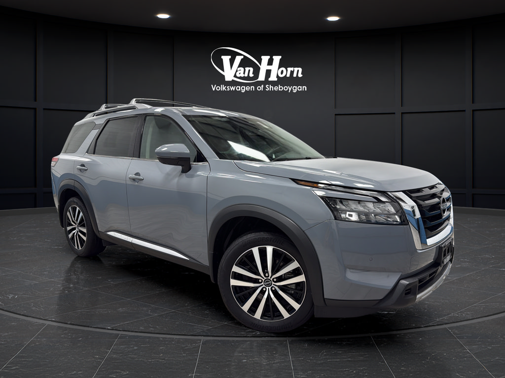 Used 2025 Nissan Pathfinder Platinum w/ Cargo Package