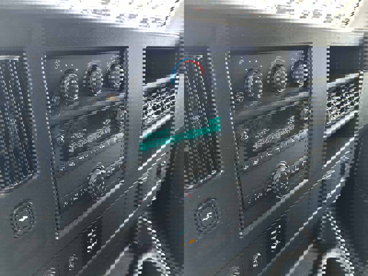 Used 2024 GMC Savana 2500 w/ Driver Convenience Package image 16