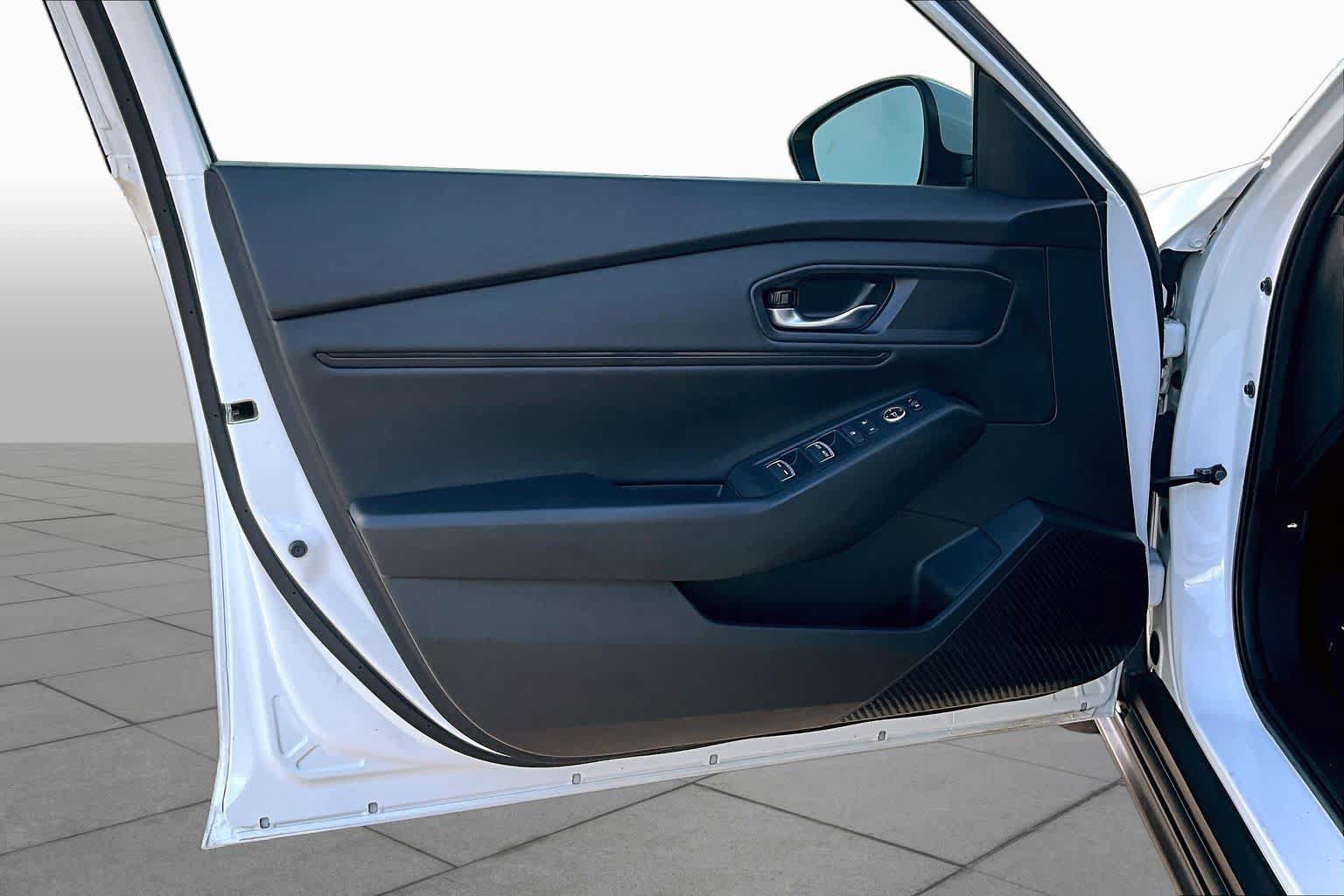 Used 2023 Honda Accord EX image 19