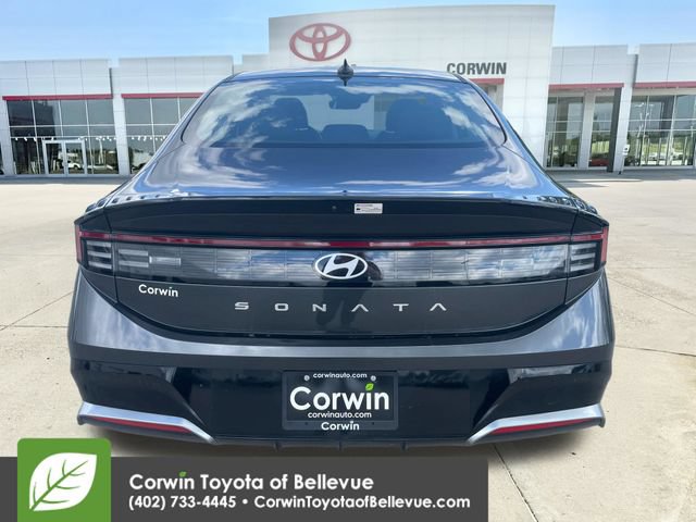 Used 2025 Hyundai Sonata SEL FWD image 4