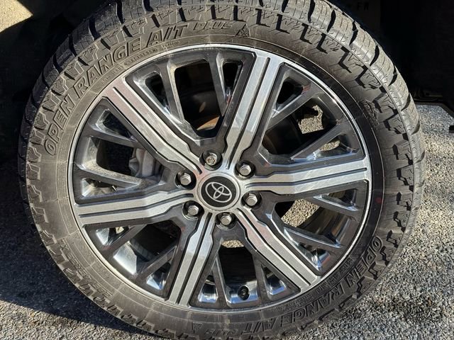 Used 2023 Toyota Tundra Capstone image 17