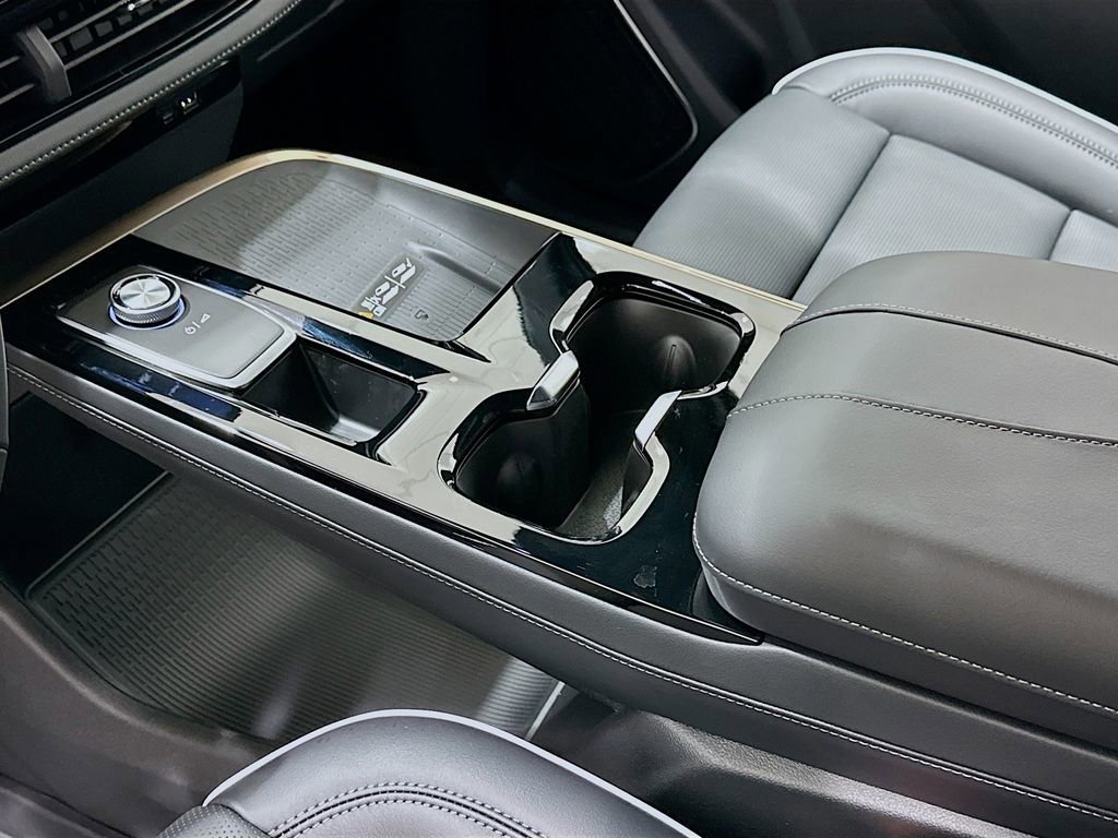 New 2026 Buick Enclave Avenir w/ Super Cruise Package image 17