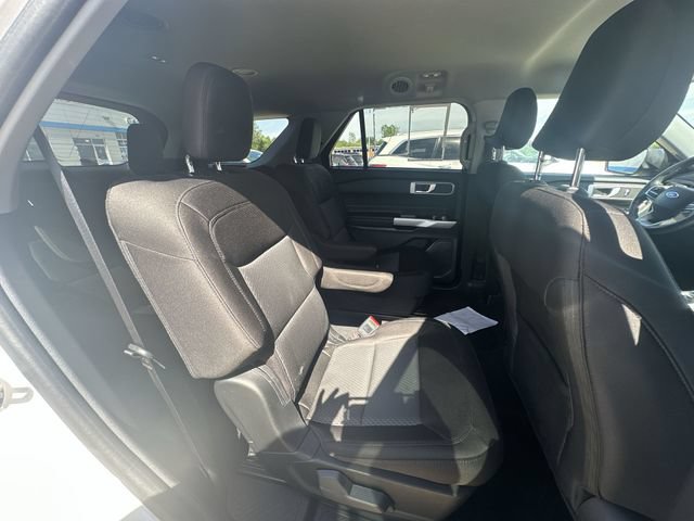 Used 2023 Ford Explorer XLT AWD/4WD image 28