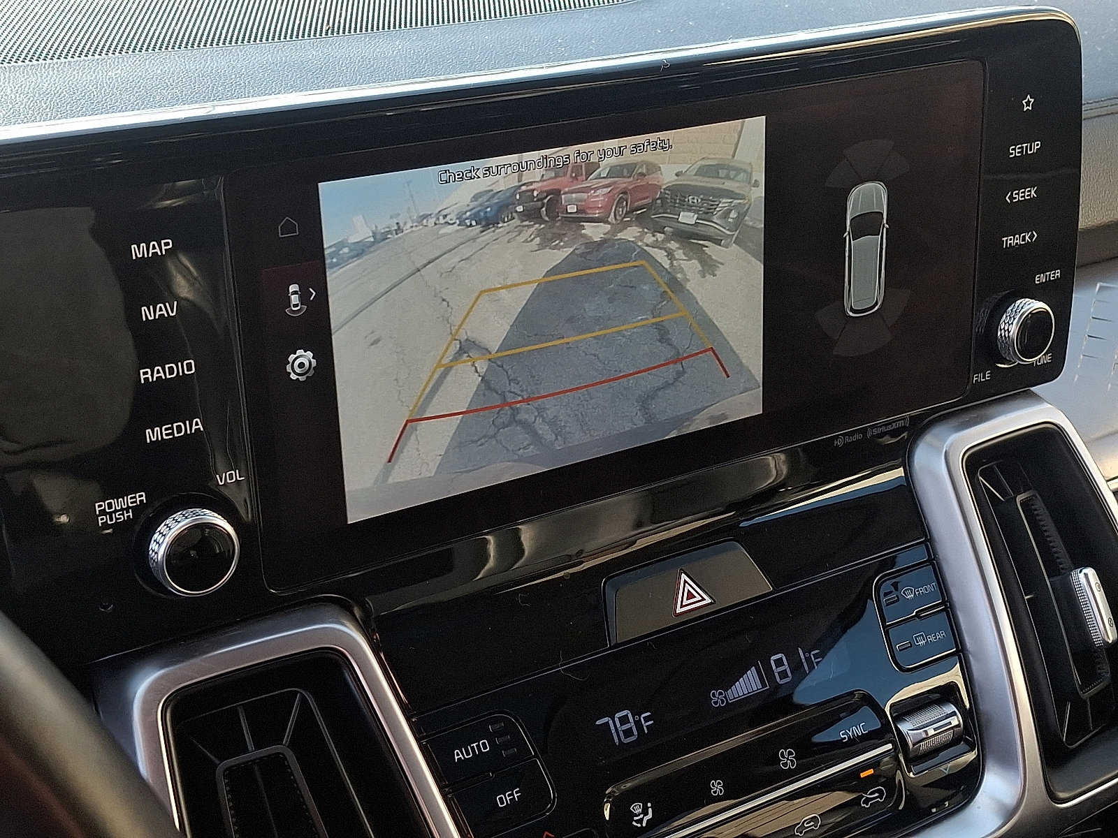 Certified 2022 Kia Sorento EX w/ Panoramic Sunroof Package image 19