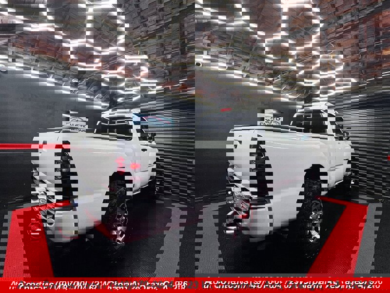 Used 2009 Toyota Tacoma 2WD Regular Cab image 3