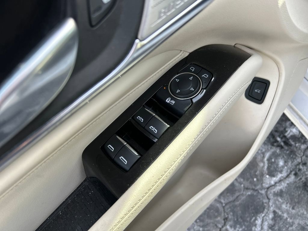 Used 2020 Cadillac CT4 Premium Luxury image 19