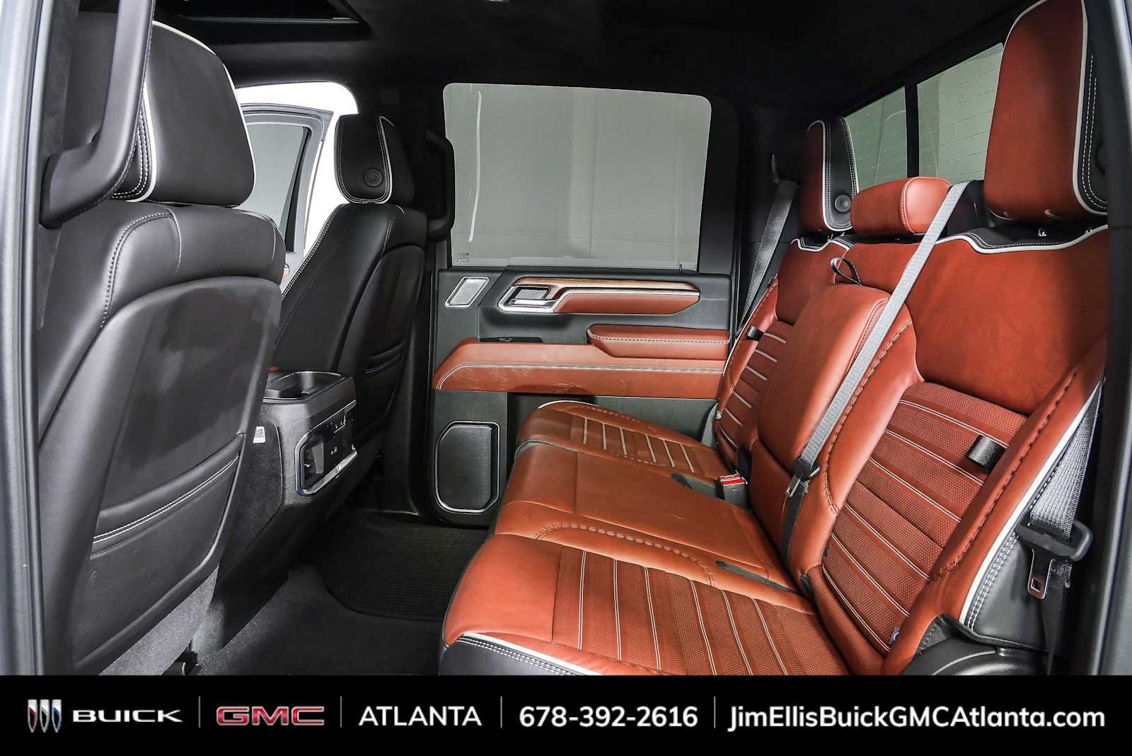 Used 2025 GMC Sierra 2500 Denali Ultimate AWD/4WD image 18