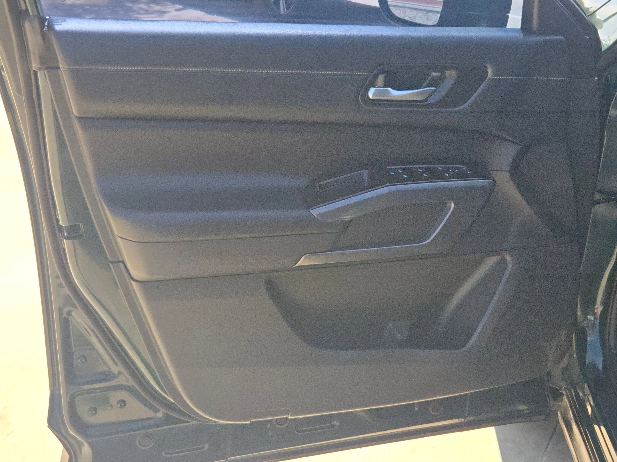 Certified 2024 Nissan Pathfinder SL FWD image 20