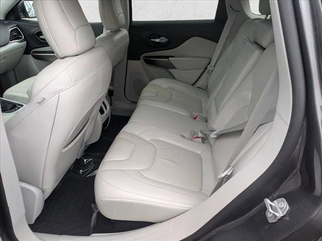 Used 2021 Jeep Cherokee Limited AWD/4WD image 16