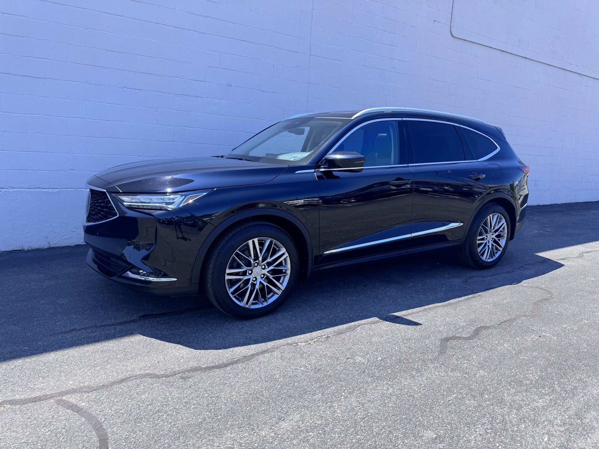 Used 2023 Acura MDX SH-AWD w/ Advance Package