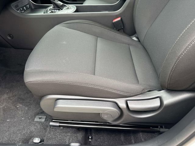 New 2026 Hyundai Kona SE image 22